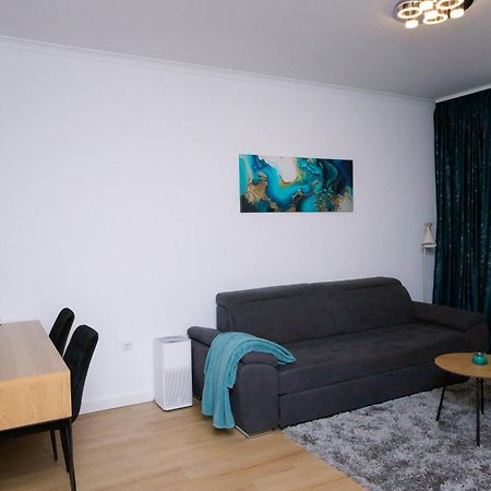 Elysian Urbanscape Brown, 2 Rooms, Near Bucharest Chiajna المظهر الخارجي الصورة